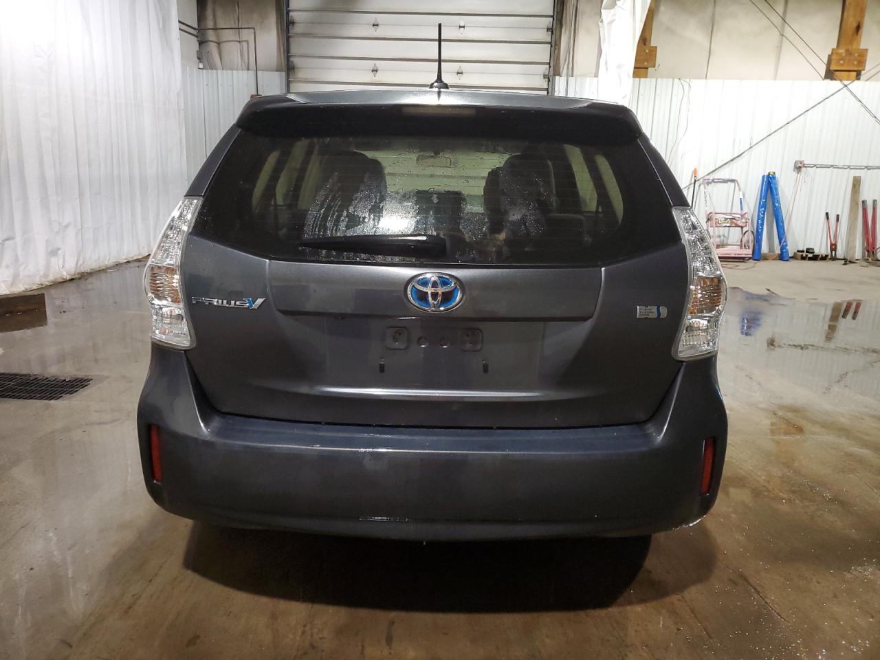 JTDZN3EU1D3246002 2013 Toyota Prius V