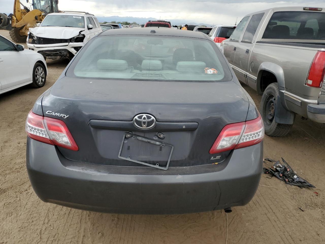 4T1BF3EK0BU172684 2011 Toyota Camry Base