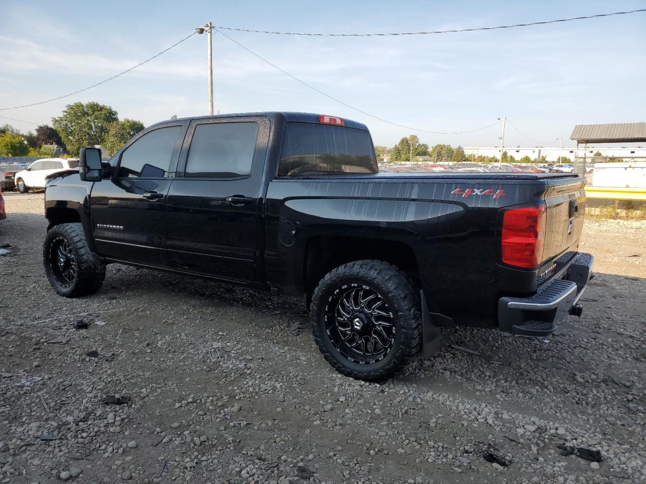 2018 Chevrolet Silverado K1500 Lt VIN: 3GCUKREC5JG577428 Lot: 71450734