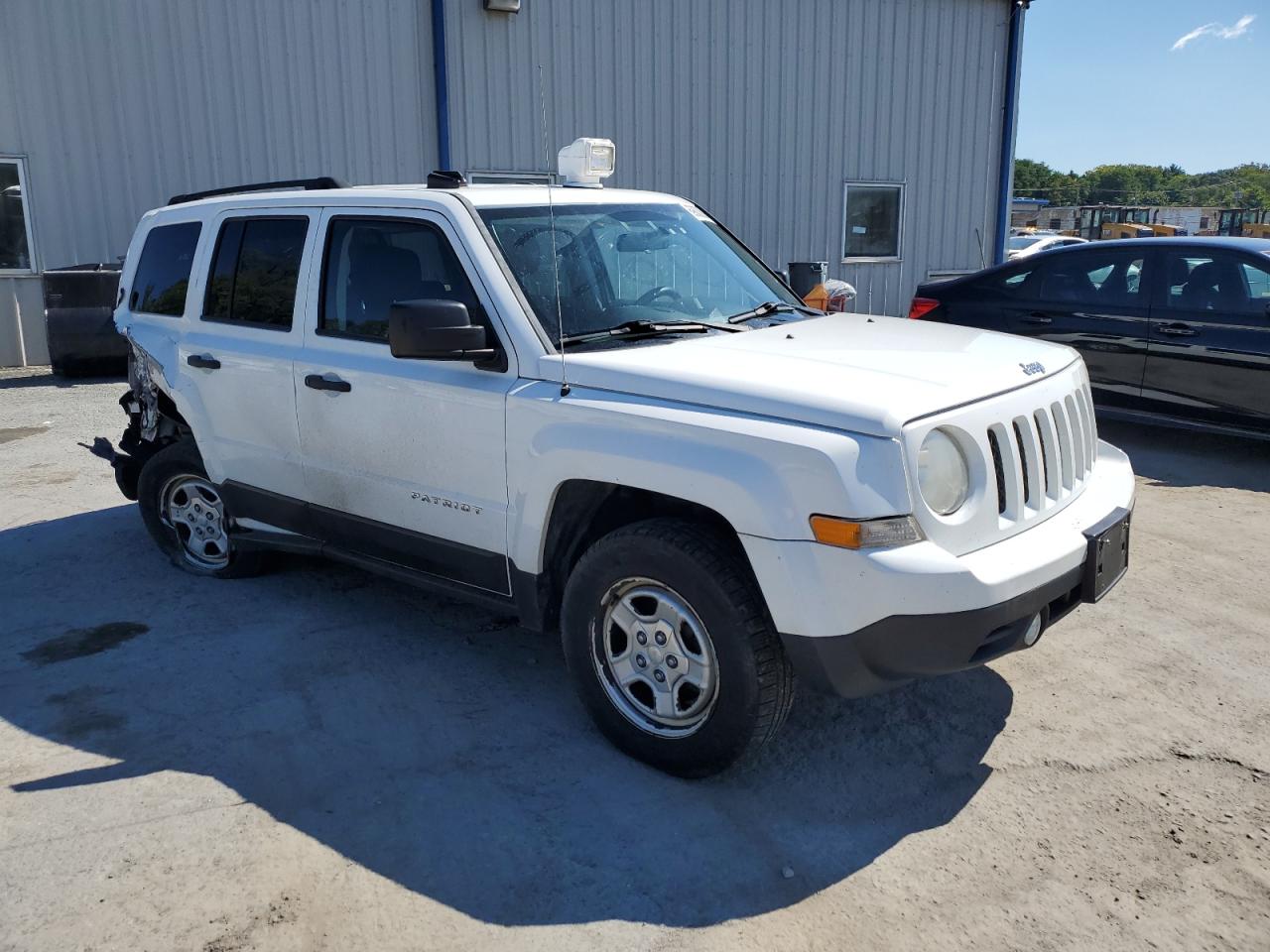 VIN 1C4NJRBB7ED697978 2014 JEEP PATRIOT no.4