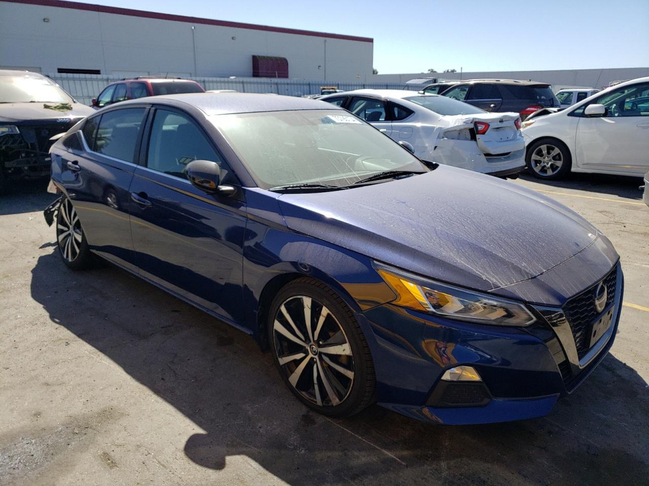 2019 Nissan Altima - Image 4