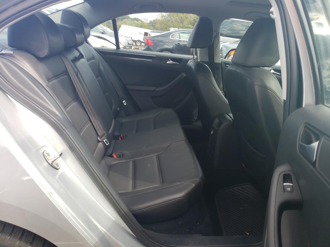 3VWLA7AJ4FM293379 2015 Volkswagen Jetta Tdi