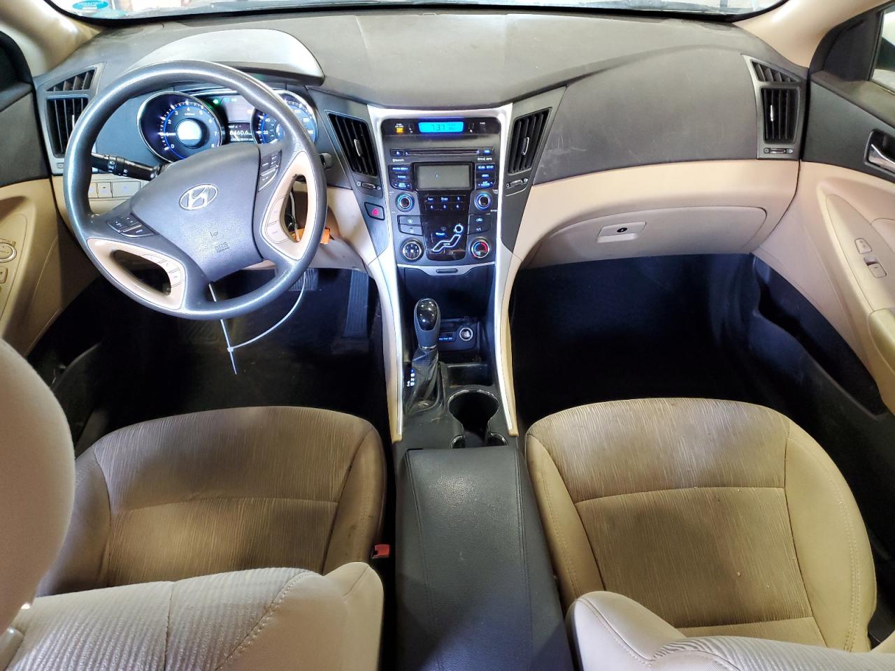 2013 Hyundai Sonata - Image 8