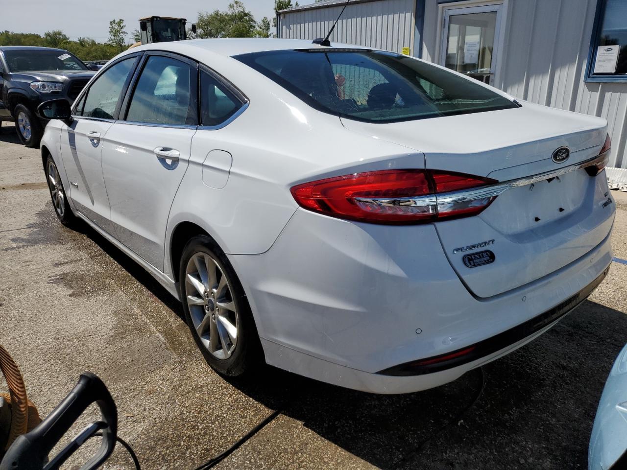 3FA6P0LUXHR323266 2017 FORD FUSION - Image 2