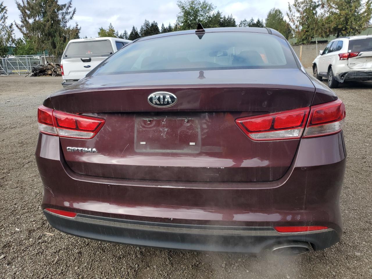 5XXGT4L33HG139973 2017 Kia Optima Lx