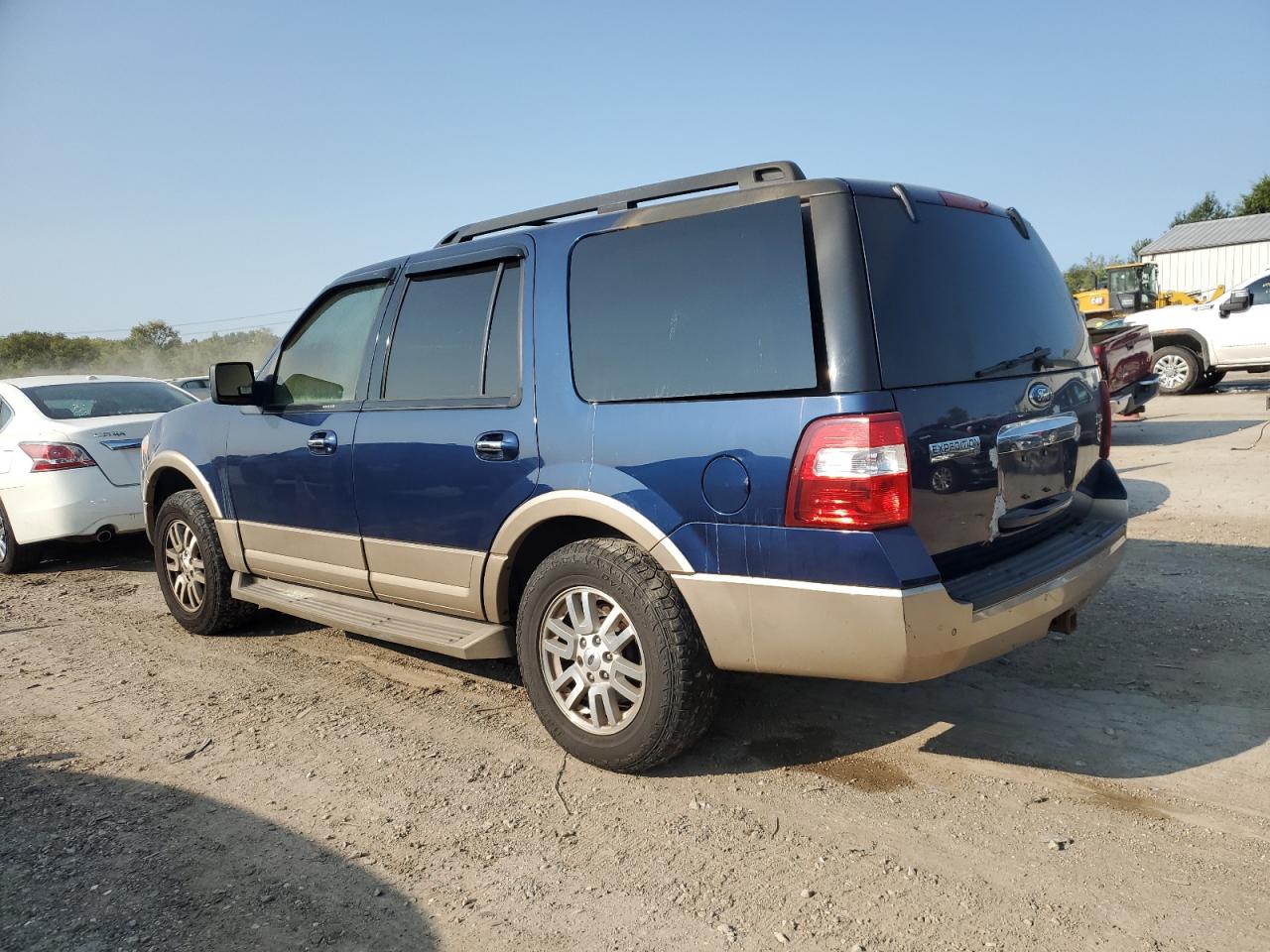 1FMJU1H55BEF46194 2011 Ford Expedition Xlt