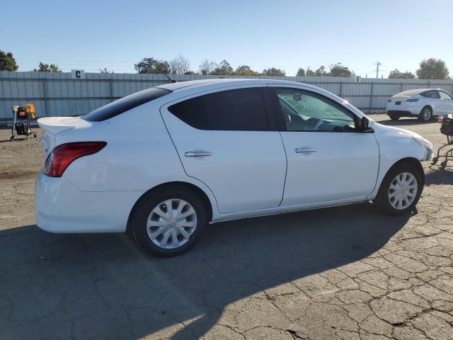  NISSAN VERSA 2019 White