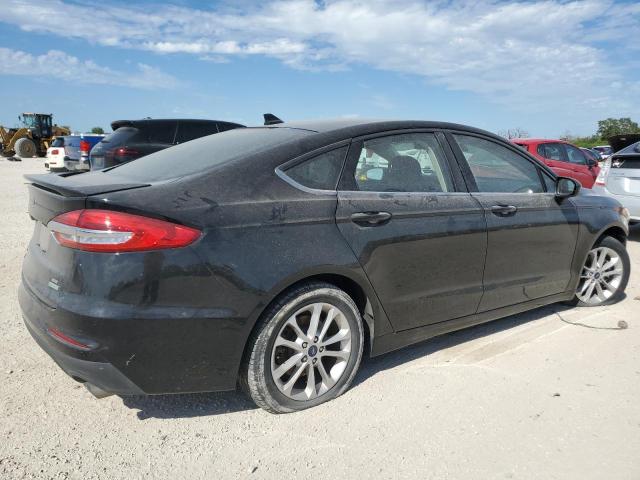 3FA6P0HD6LR249085 Ford Fusion SE 3