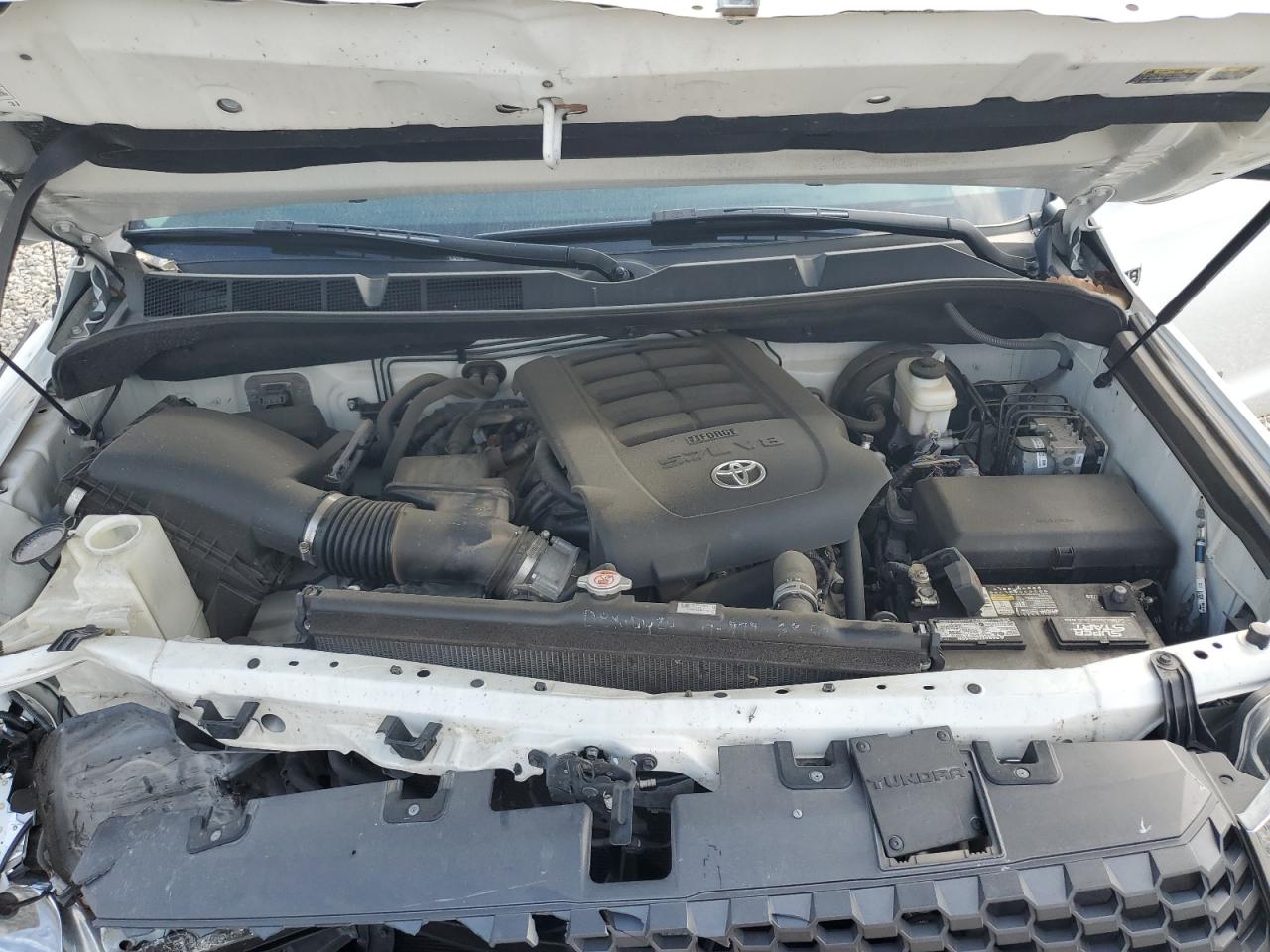 5TFDW5F15JX703258 2018 Toyota Tundra Crewmax Sr5