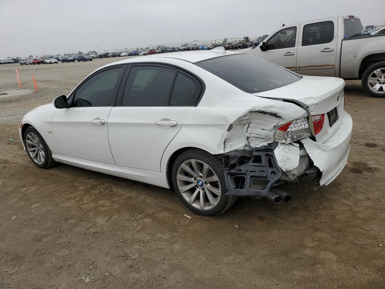 2011 BMW 3er - Image 2