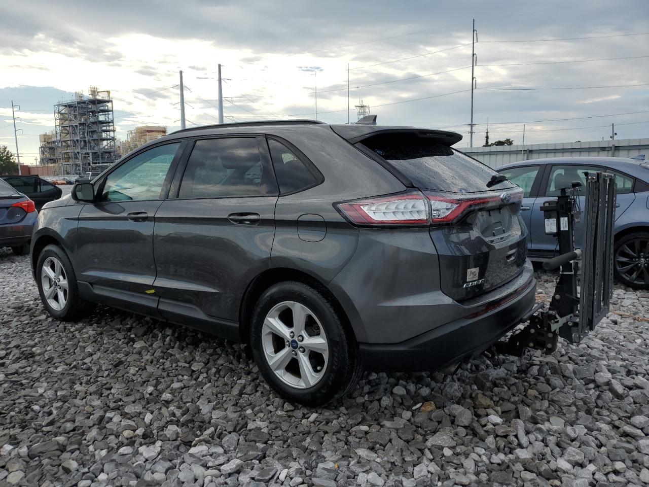 VIN 2FMPK3G96JBC24965 2018 FORD EDGE no.2