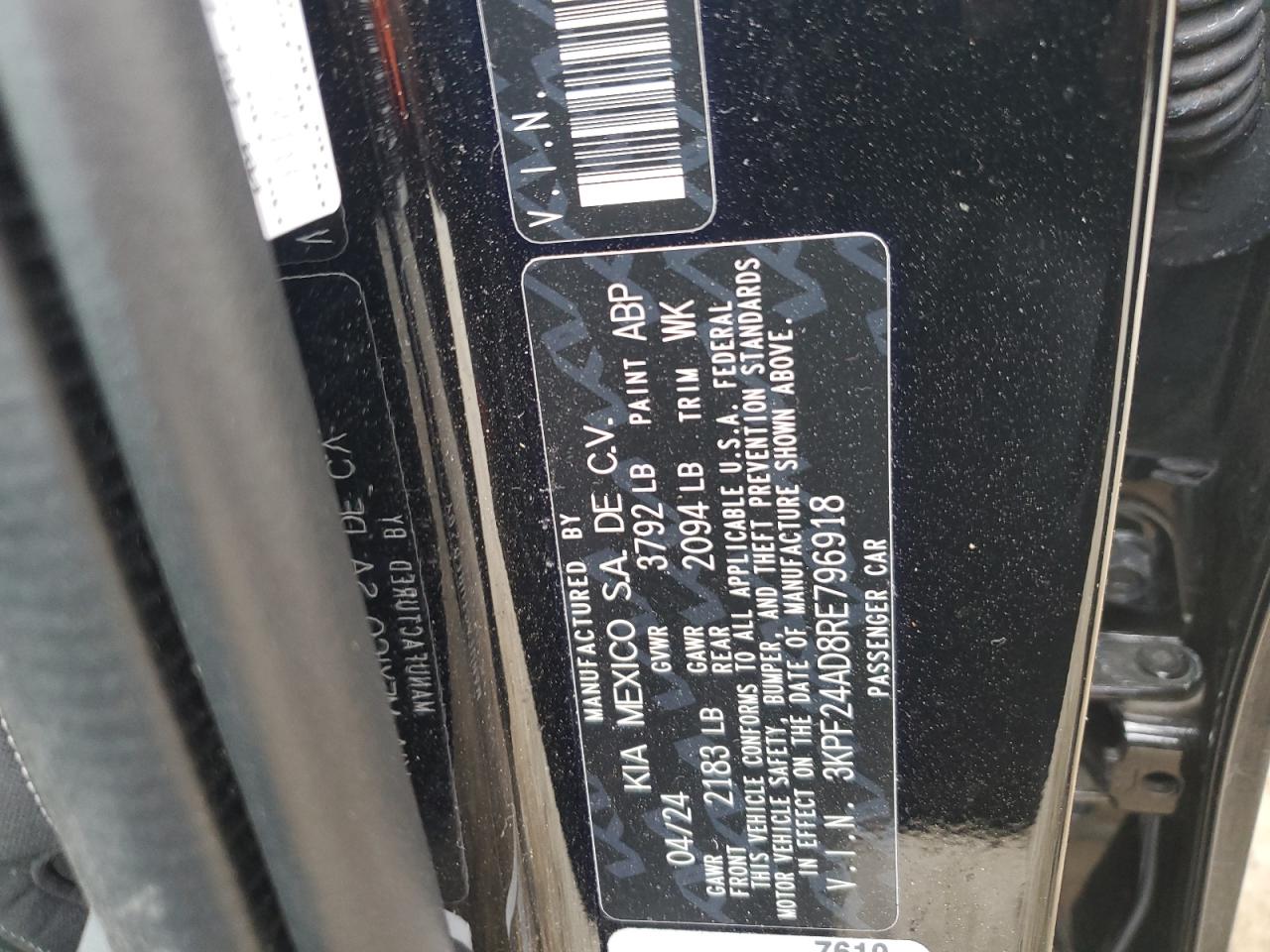 2024 Kia Forte - Image 12