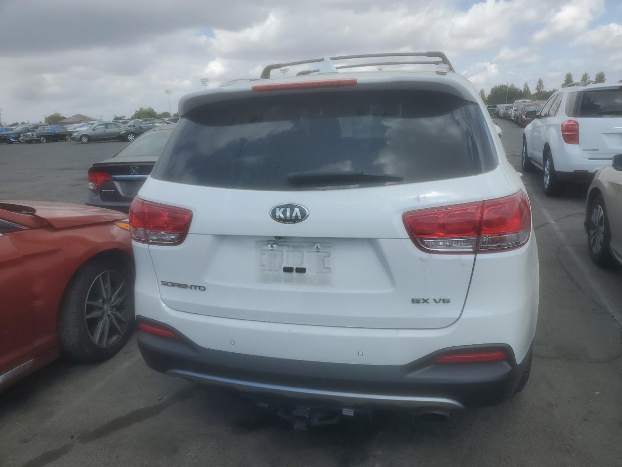 2018 Kia Sorento Ex VIN: 5XYPHDA50JG376752 Lot: 71272104