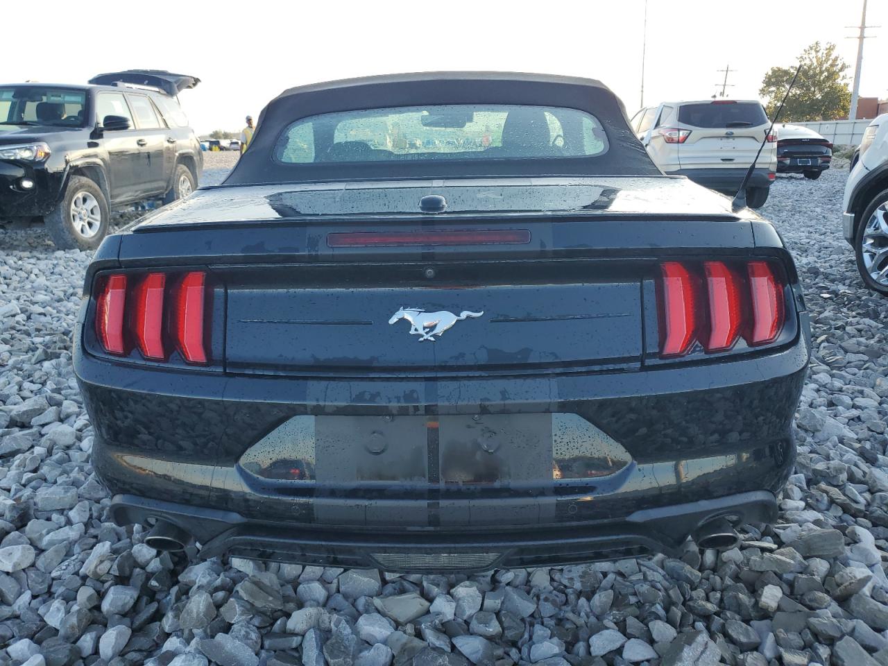 2021 Ford Mustang VIN: 1FATP8UHXM5102198 Lot: 71839574