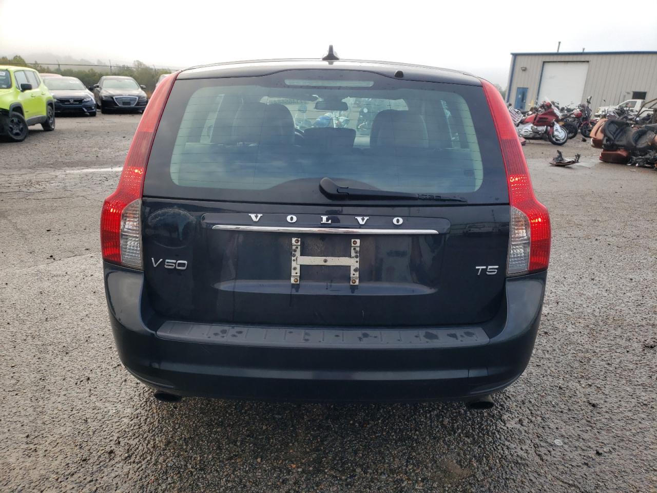 2011 Volvo V50 T5 VIN: YV1672MW5B2603334 Lot: 72317624