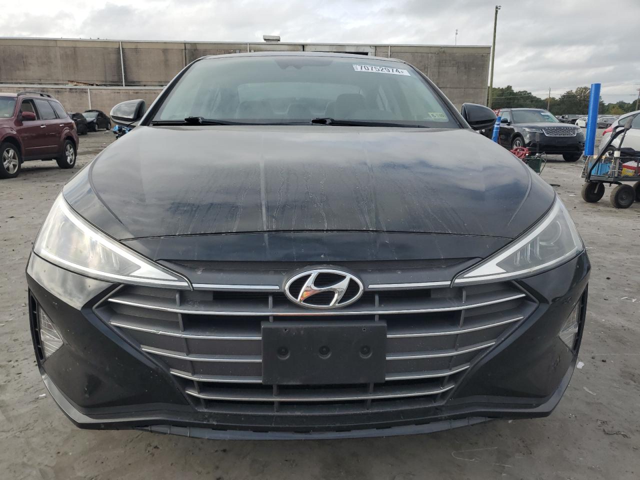 2020 Hyundai Elantra - Image 5