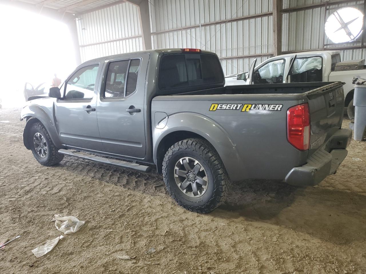 1N6AD0ER1GN756950 2016 NISSAN NAVARA - Image 2