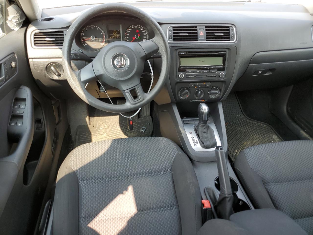 3VWDK7AJXBM311590 2011 Volkswagen Jetta