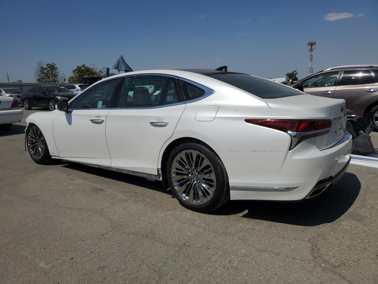 JTHC5LFF0J5002491 2018 LEXUS LS - Image 2