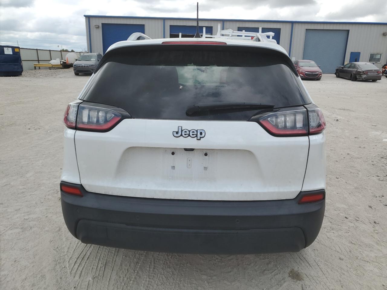 2020 Jeep Cherokee Latitude Plus VIN: 1C4PJLLB9LD556234 Lot: 70505614