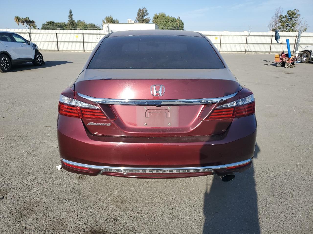 1HGCR2F35HA030733 2017 Honda Accord Lx