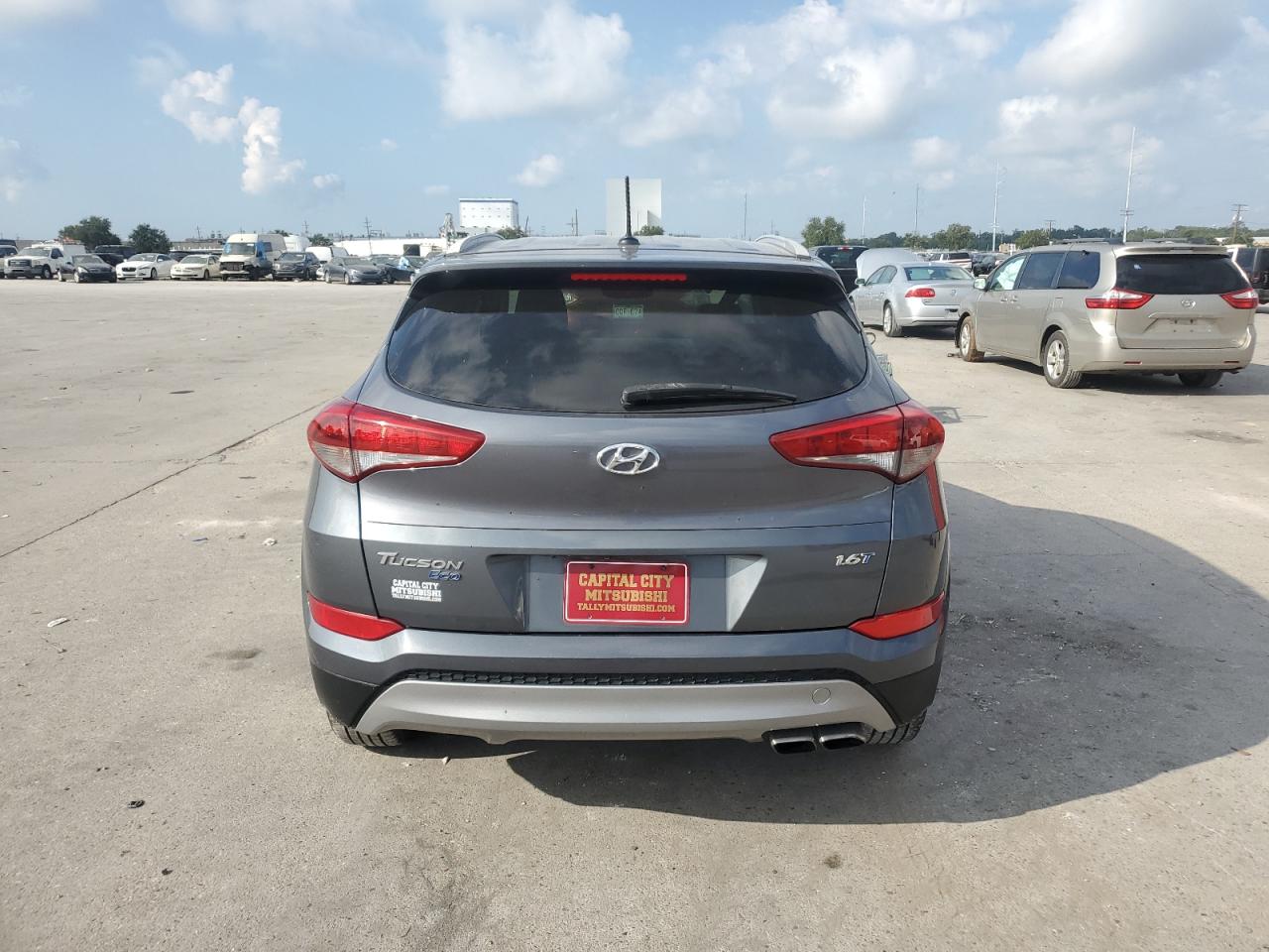 KM8J33A22HU338089 2017 Hyundai Tucson Limited