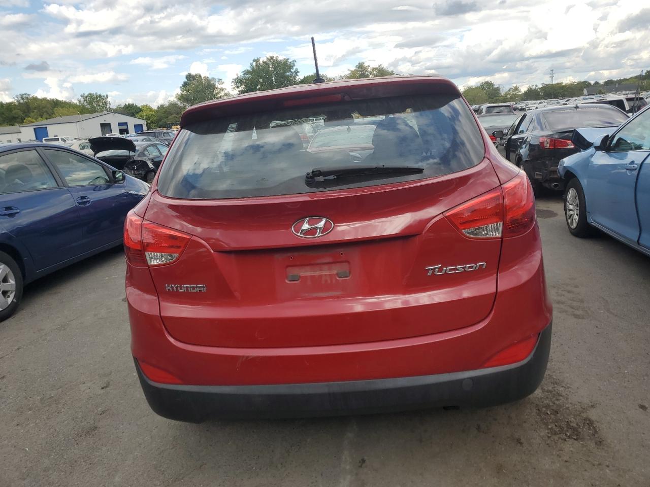 KM8JT3AB1BU214094 2011 Hyundai Tucson Gl