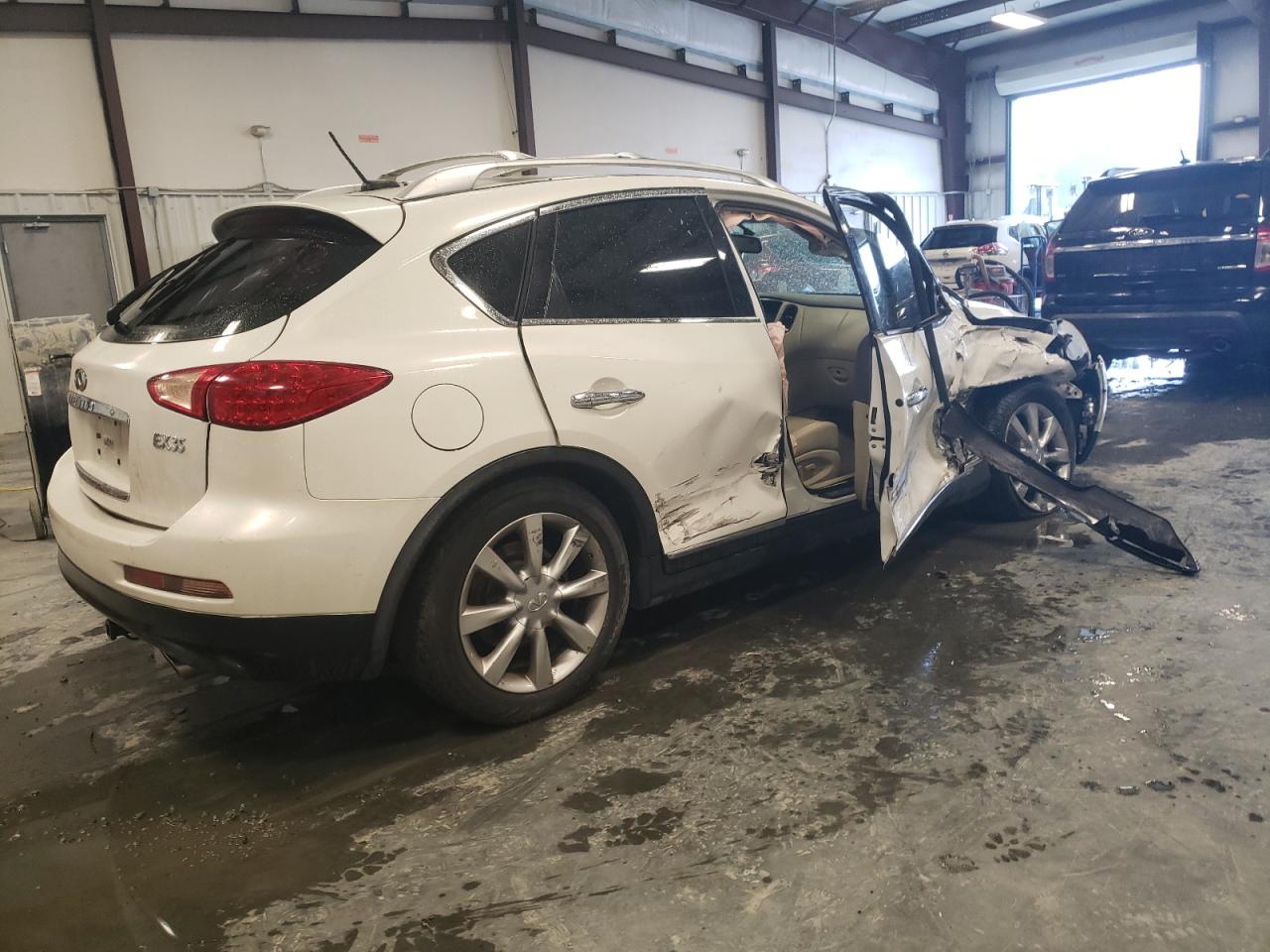 2011 Infiniti EX - Image 3