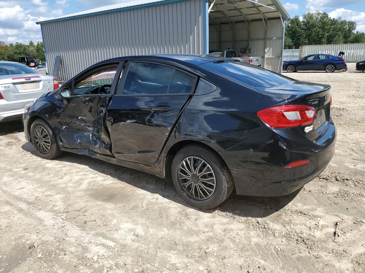 2017 Chevrolet Cruze - Image 2