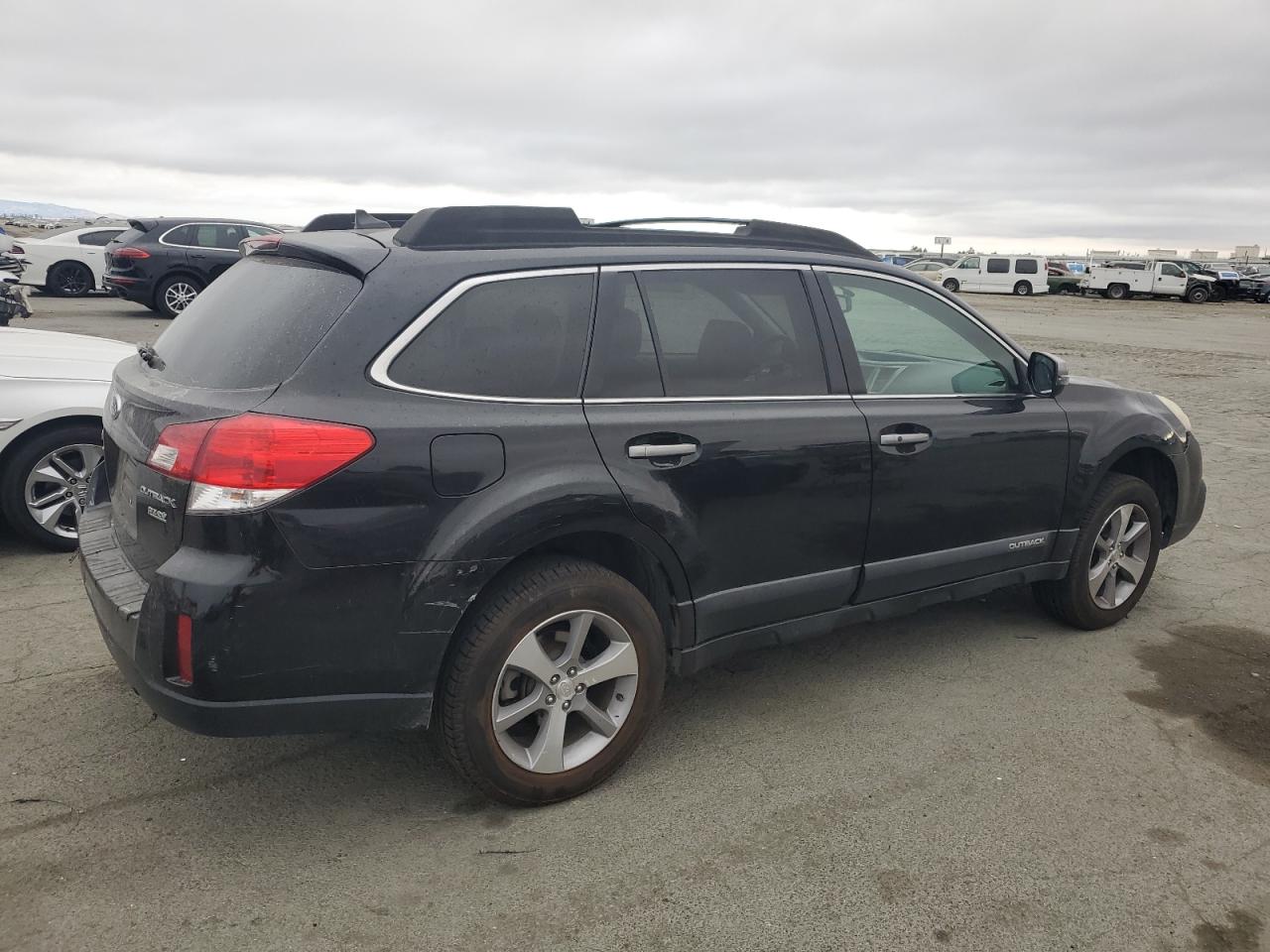 2013 Subaru Outback - Image 3
