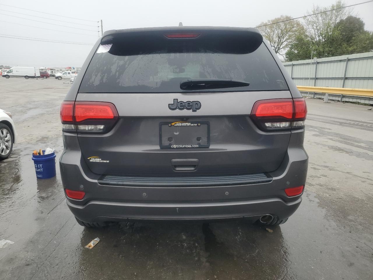 2018 Jeep Grand Cherokee Laredo VIN: 1C4RJEAG2JC153198 Lot: 72557384