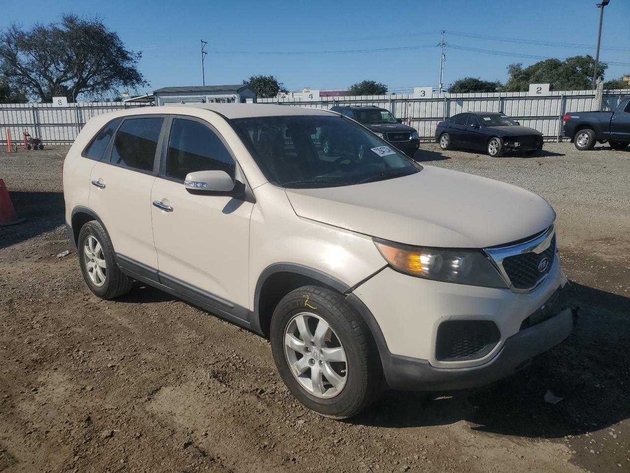 2011 Kia Sorento - Image 4