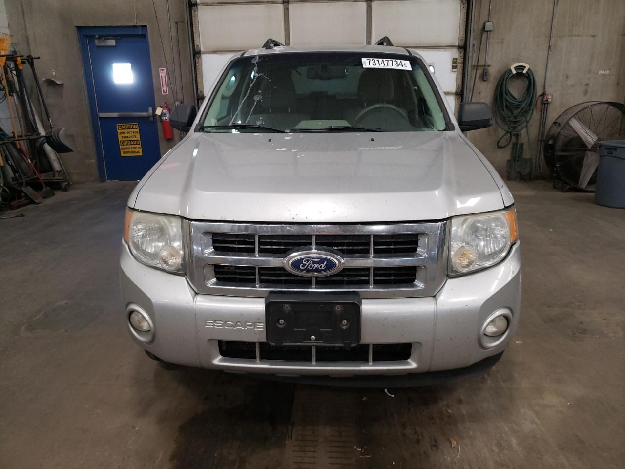 2010 Ford Escape - Image 5