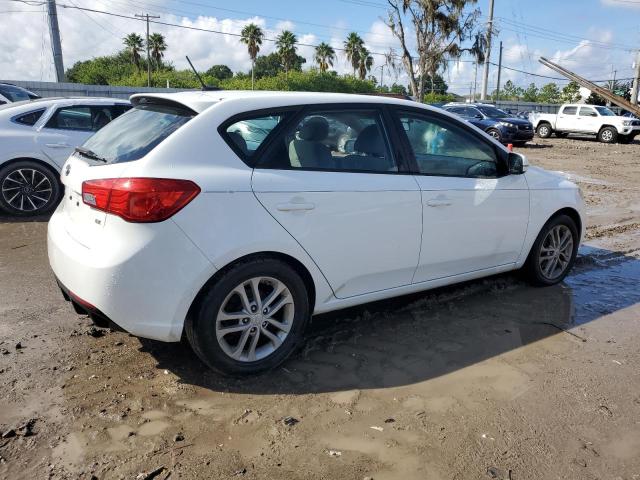  KIA FORTE 2012 Белый