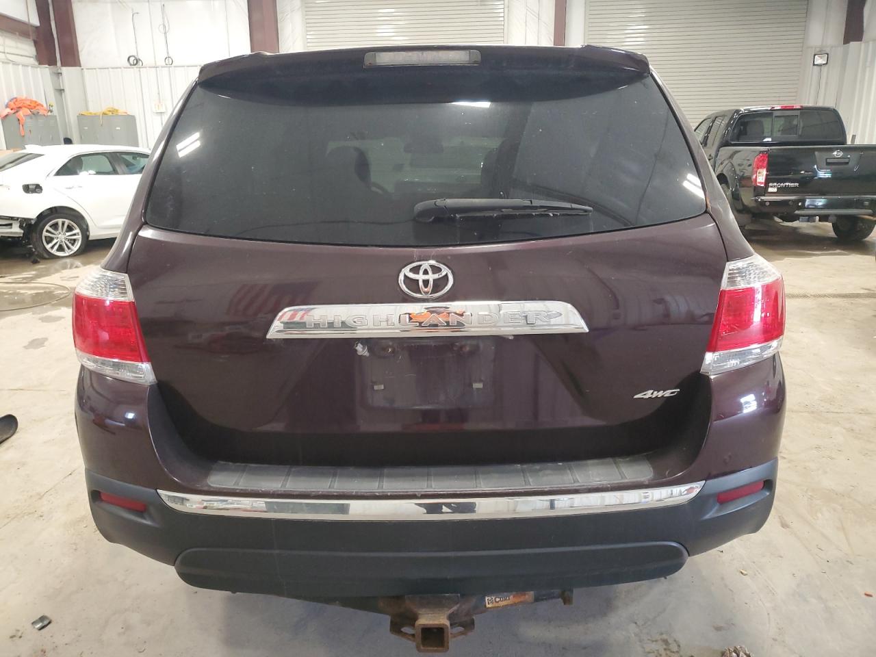 5TDBK3EH0DS196480 2013 Toyota Highlander Base