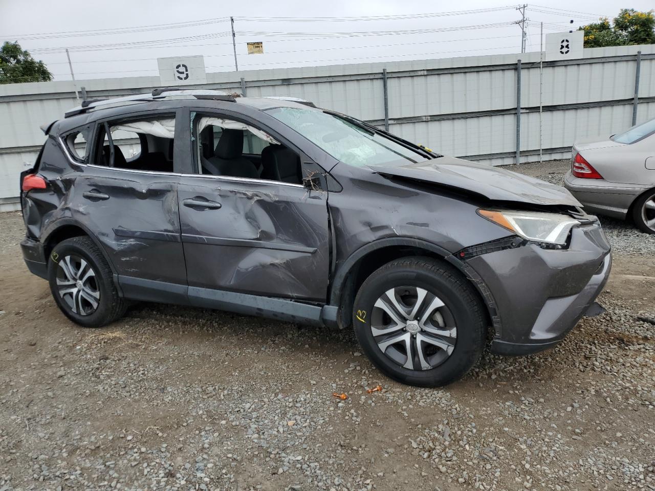 VIN 2T3ZFREV8GW284630 2016 TOYOTA RAV4 no.4