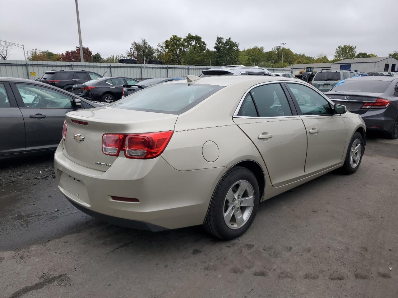 VIN 1G11C5SL8FF273637 2015 CHEVROLET MALIBU no.3