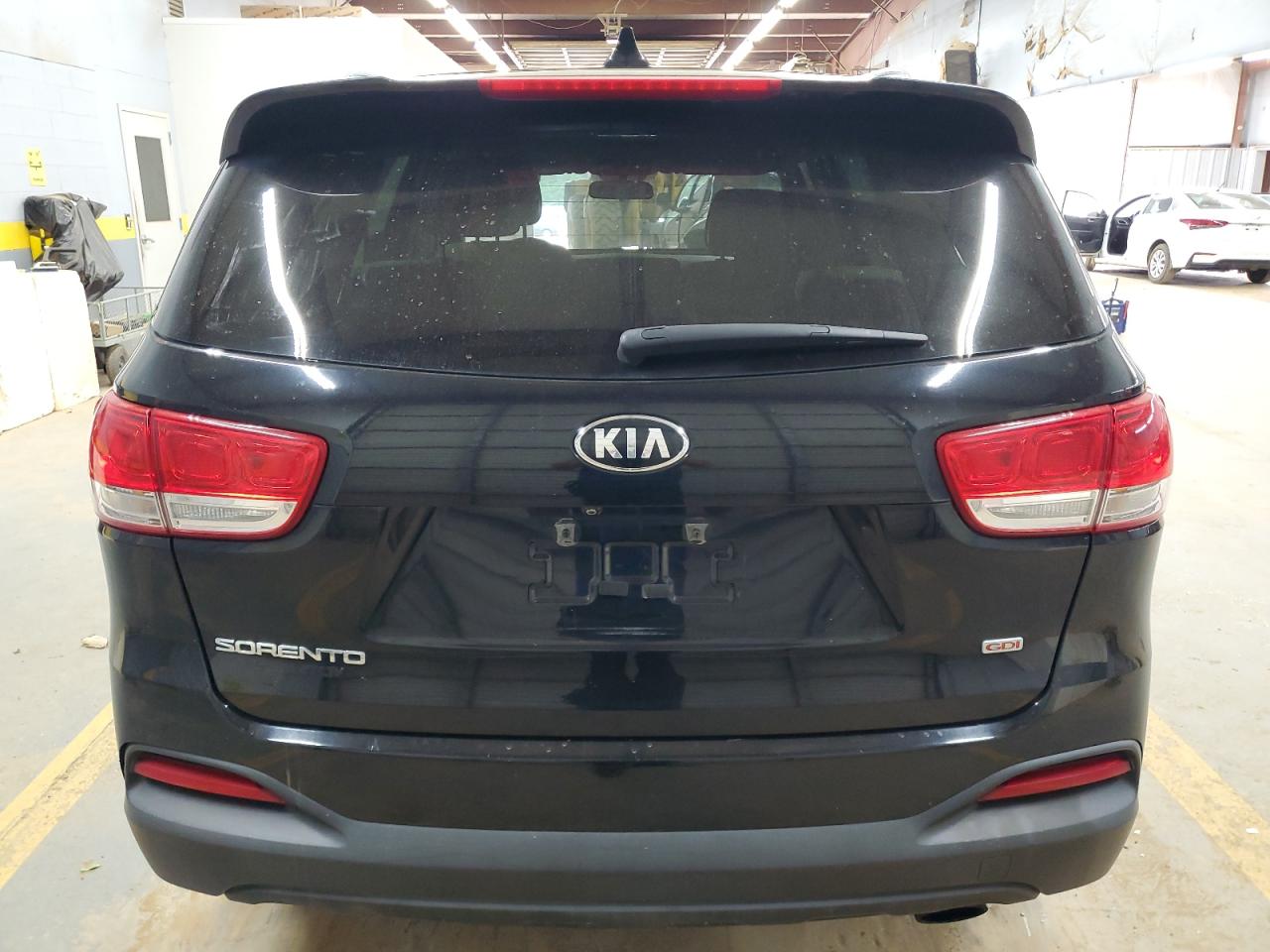 5XYPG4A3XGG022957 2016 Kia Sorento Lx