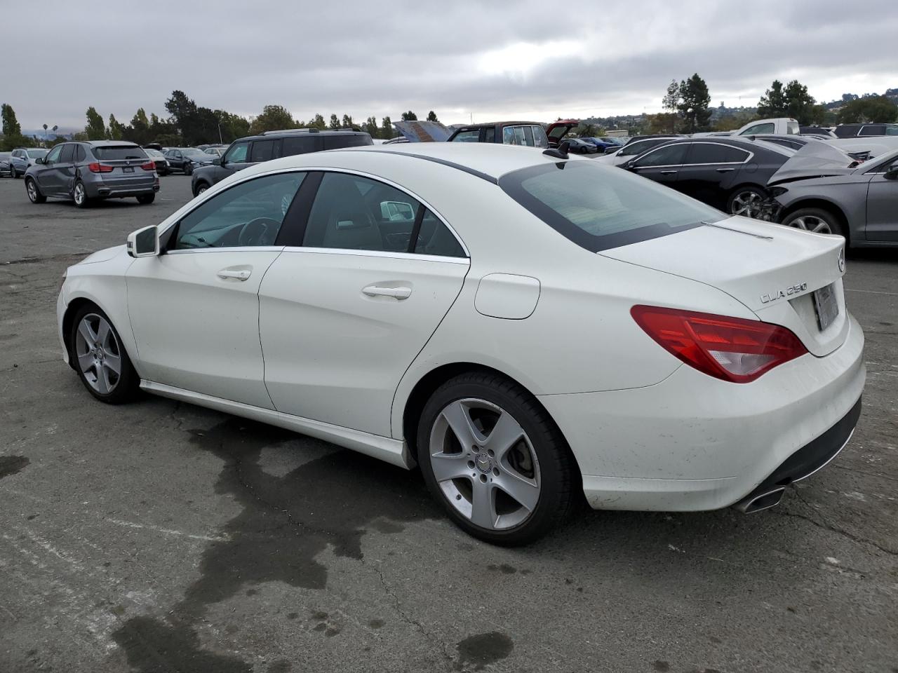 VIN WDDSJ4EB7FN250585 2015 MERCEDES-BENZ CLA-CLASS no.2