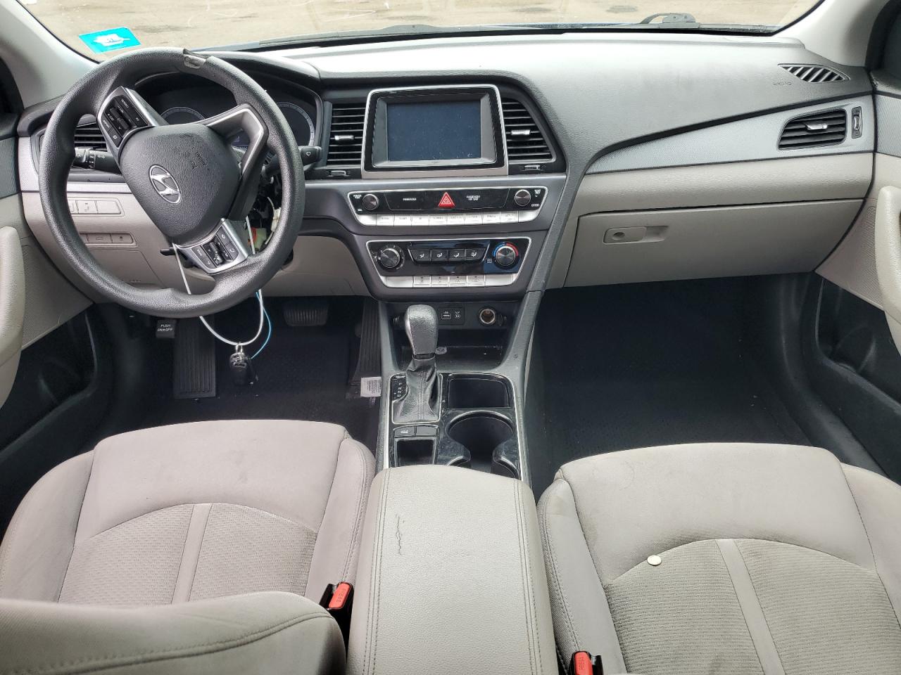 2018 Hyundai Sonata - Image 8