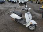 2010 Scoo Scooter for Sale in Montreal-est, QC - Minor Dent/Scratches