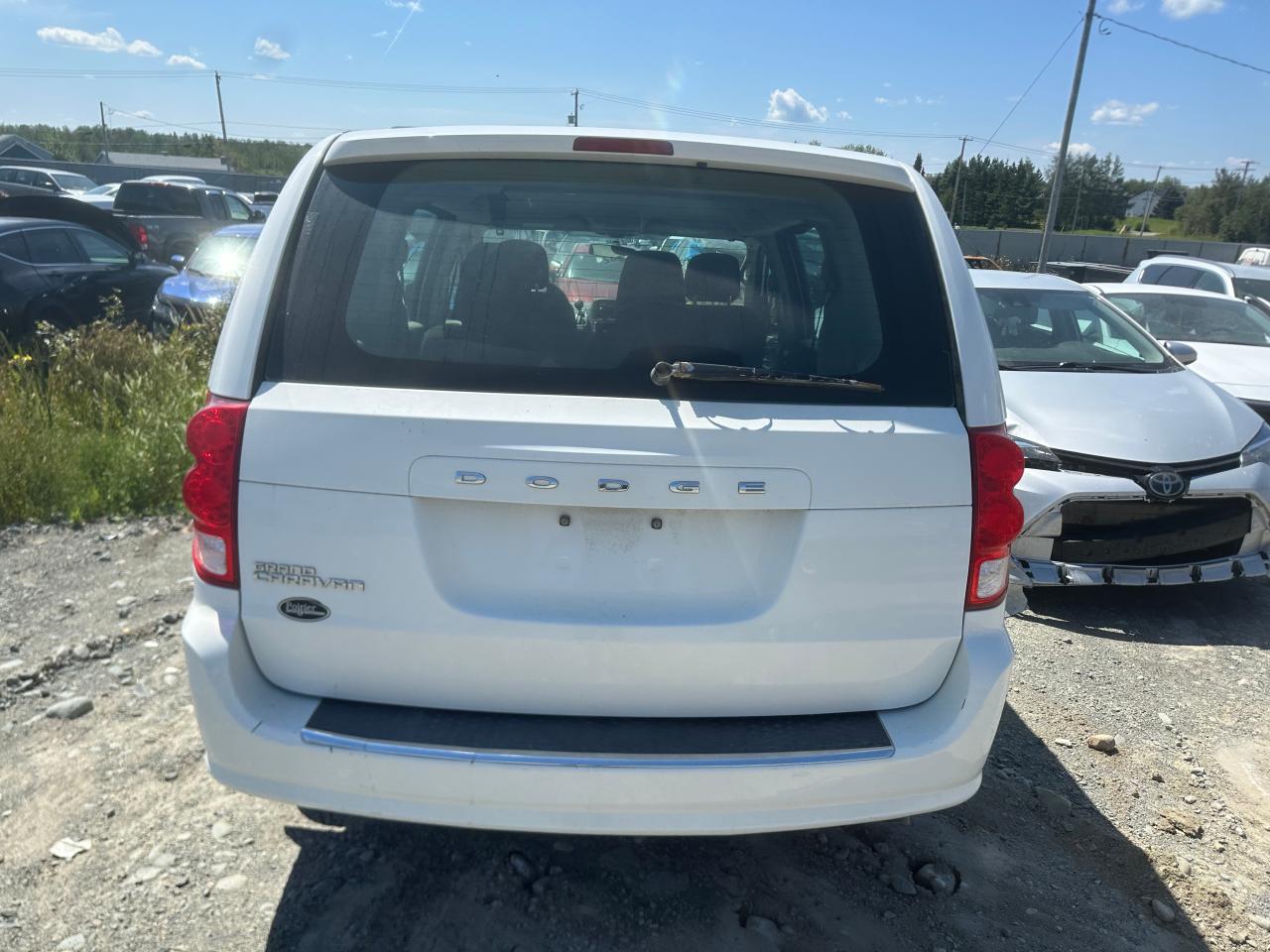 2C4RDGBG8GR393406 2016 Dodge Grand Caravan Se