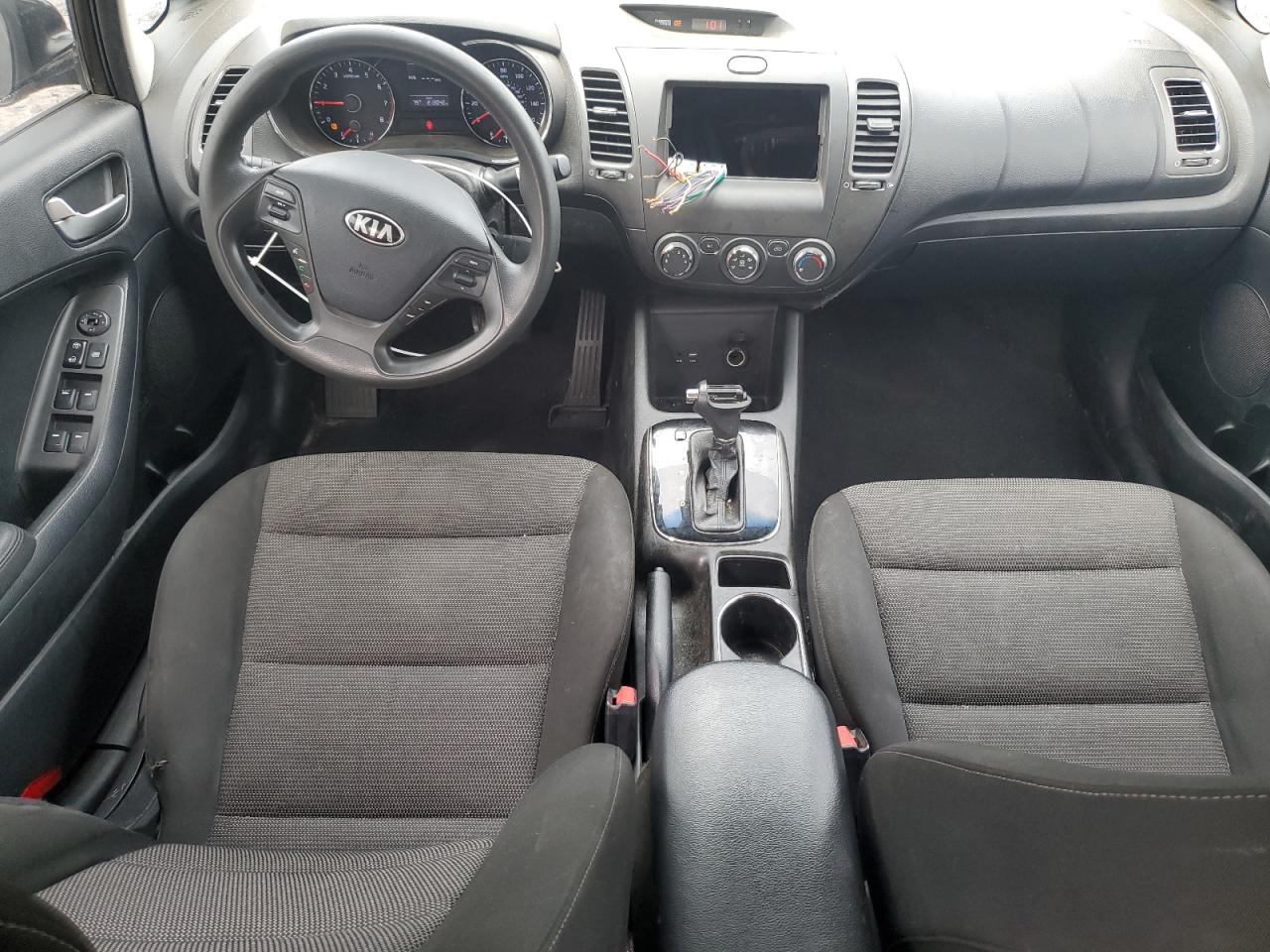 2017 Kia Forte Lx VIN: 3KPFK4A76HE070158 Lot: 70663064