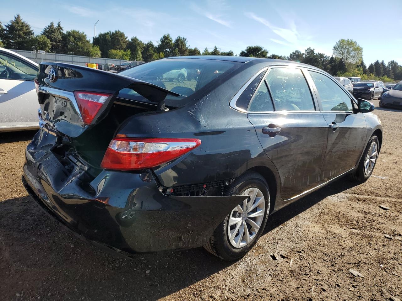 2016 Toyota Camry Le VIN: 4T4BF1FK3GR541523 Lot: 69952634