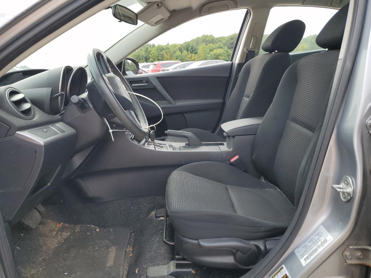 2012 Mazda 3 - Image 7