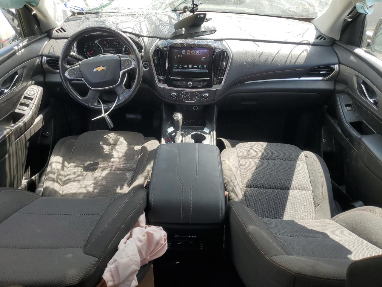 1GNERGKW2KJ222842 2019 Chevrolet Traverse Lt