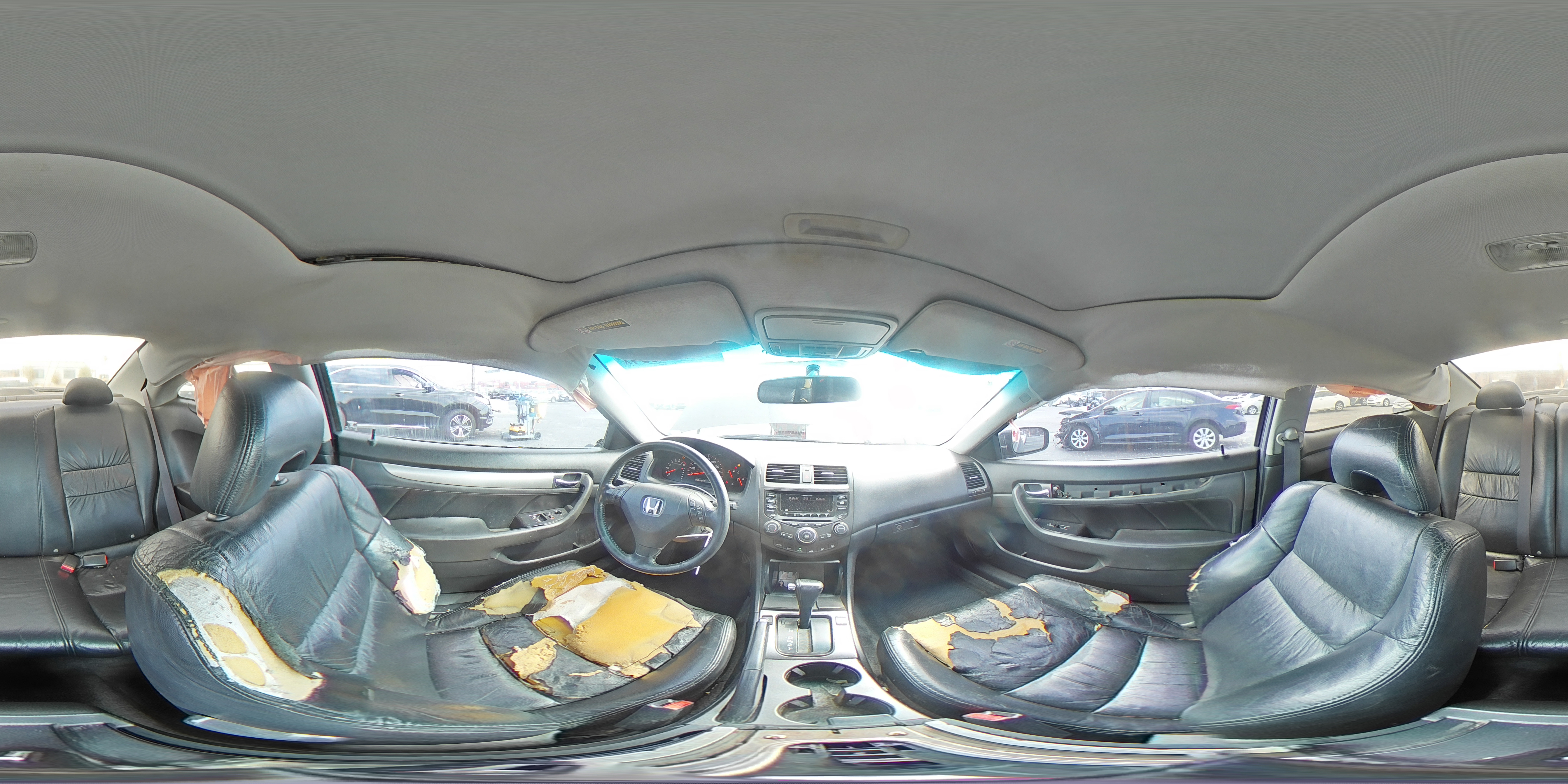 2005 Honda Accord - Image 13