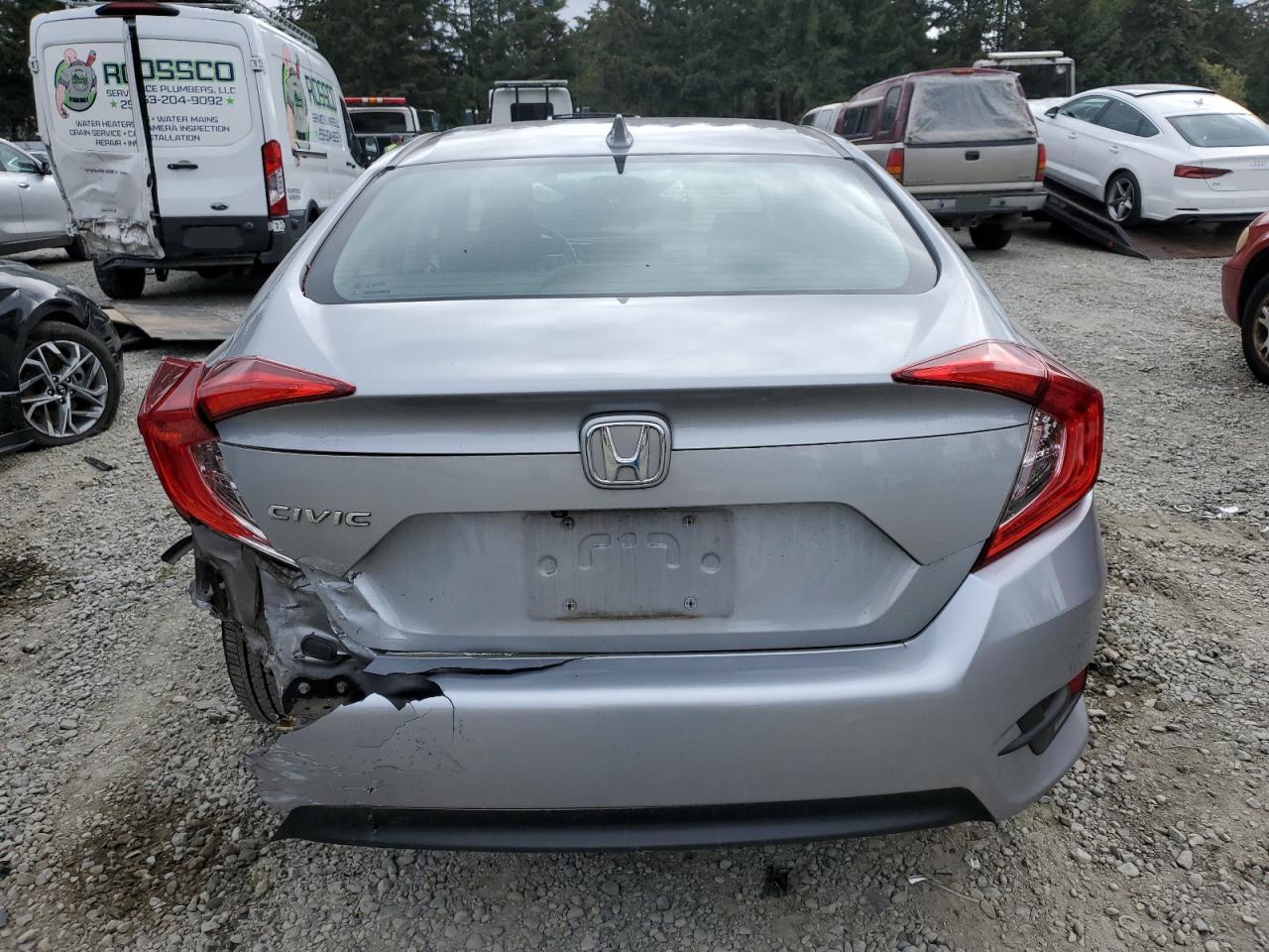 2HGFC2F79JH528572 2018 Honda Civic Ex