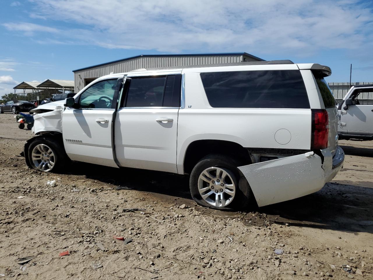 1GNSKHKC8LR284946 2020 CHEVROLET SUBURBAN - Image 2