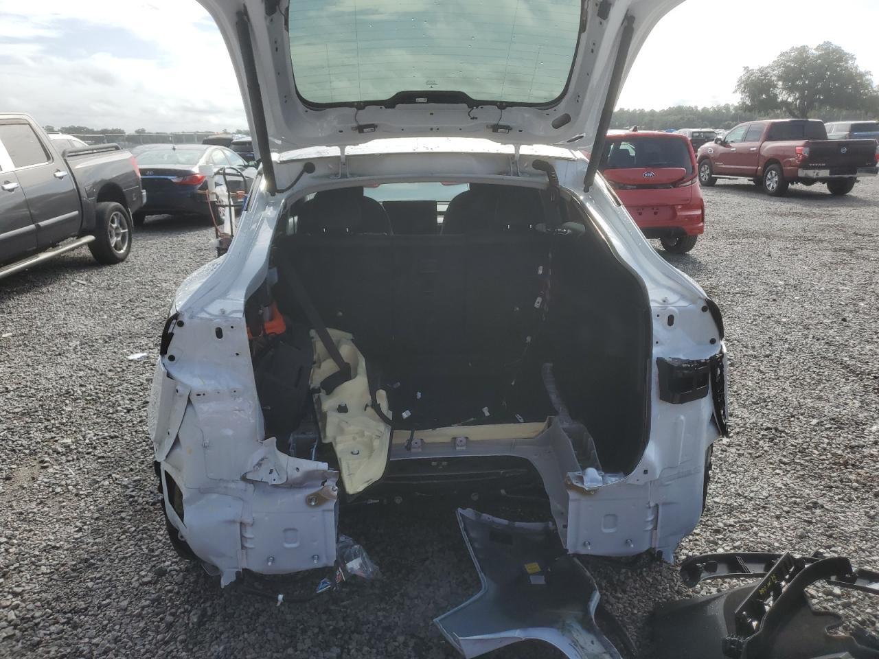 7SAYGDEE9NF425447 2022 Tesla Model Y